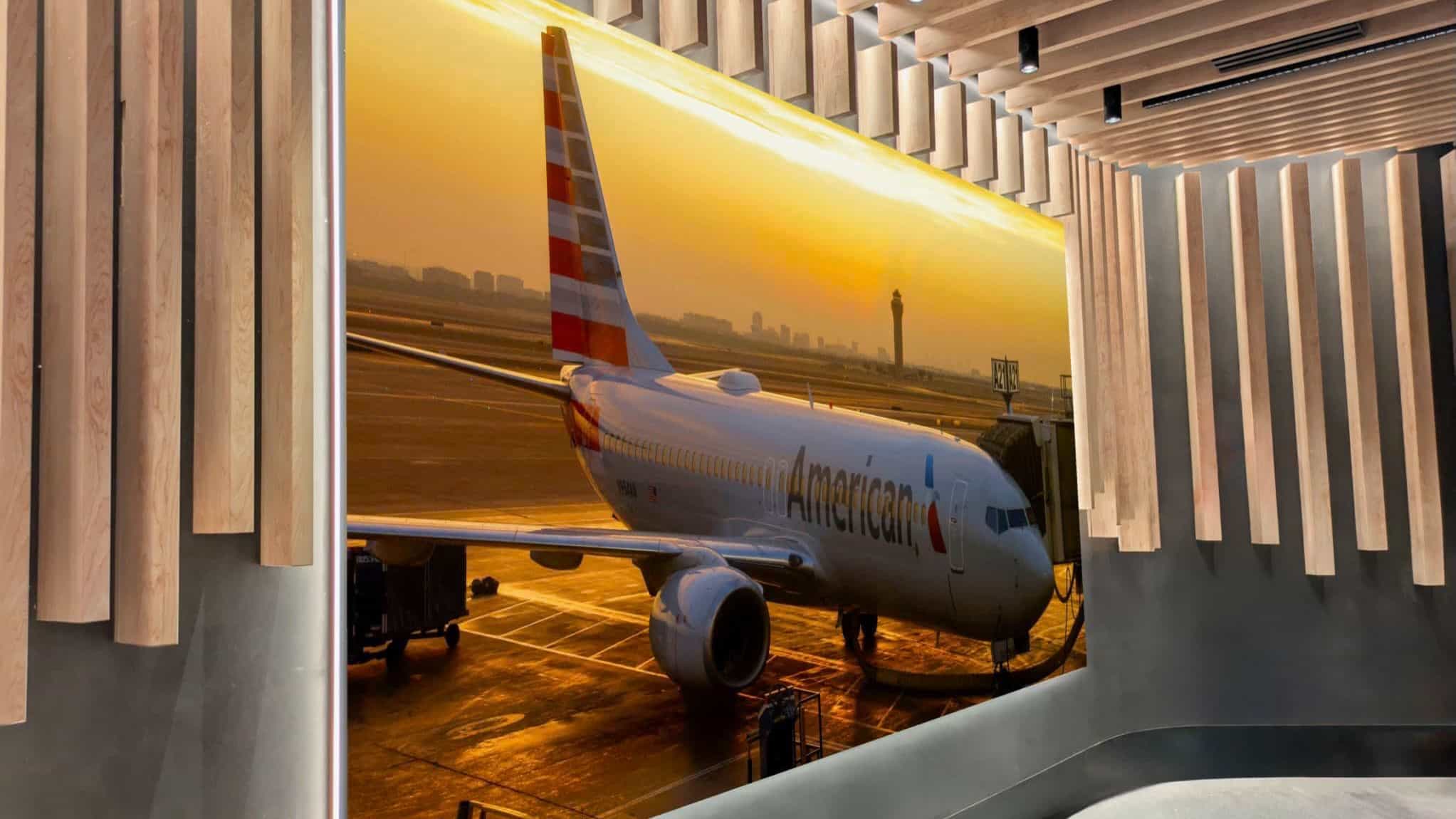 American Airlnes.- JFK Terminal B